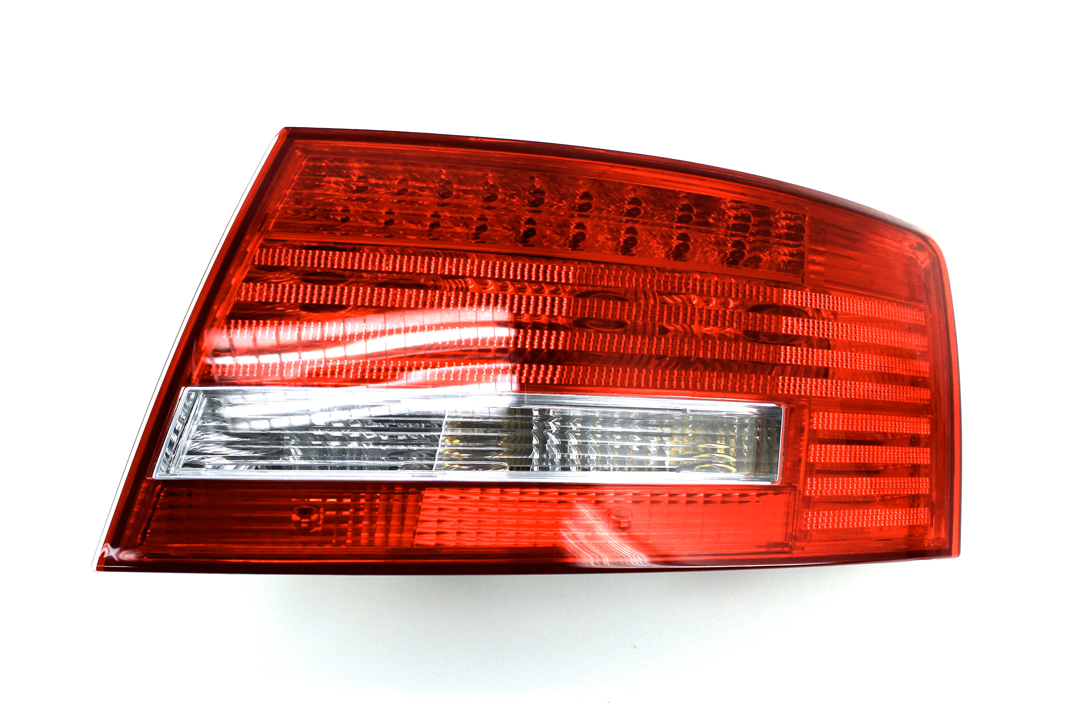 Audi A6 Sedan - Baklykt, LED - Lykter og lys - Bildeler.no