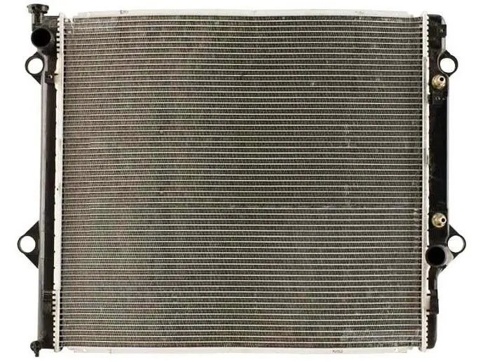 Toyota Land Cruiser - Radiator - Motor og clutch - Bildeler.no