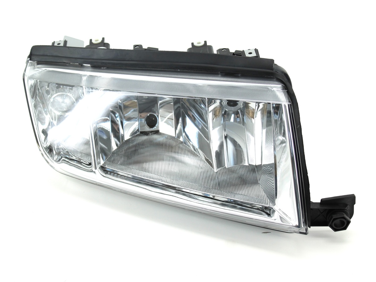 Hovedlykt, halogen til Skoda