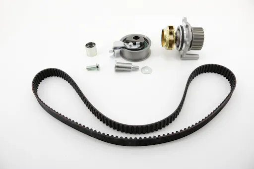 Registerreimsett med vannpumpe